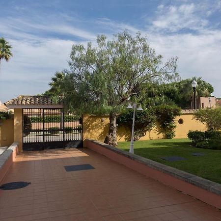 Apartamento Pink Mariposas Chiclana de la Frontera Buitenkant foto
