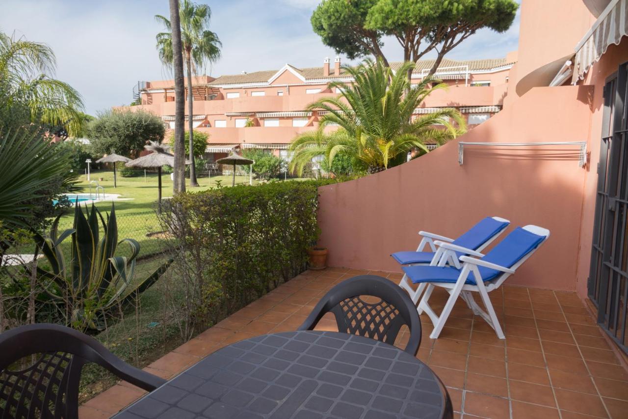 Apartamento Pink Mariposas Chiclana de la Frontera Buitenkant foto