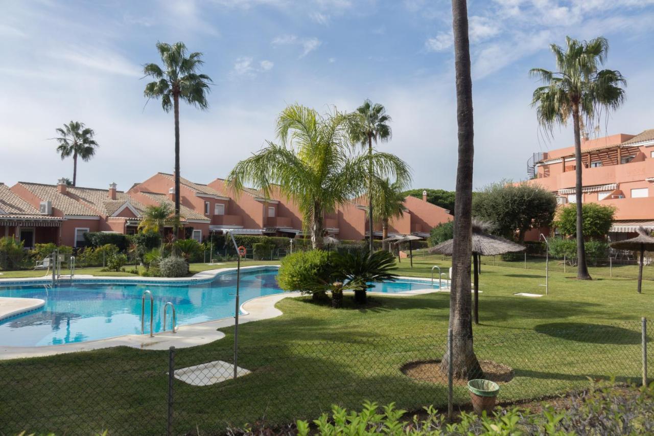 Apartamento Pink Mariposas Chiclana de la Frontera Buitenkant foto