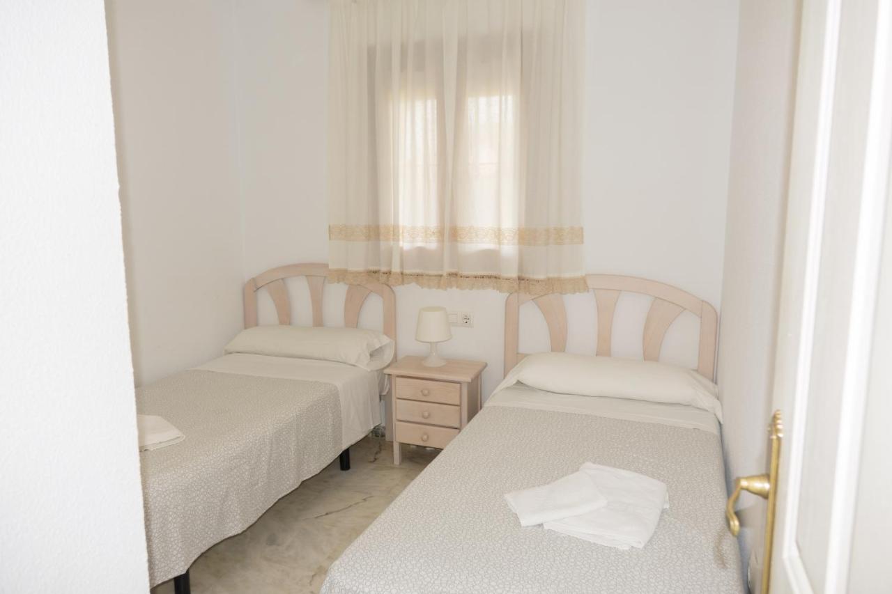 Apartamento Pink Mariposas Chiclana de la Frontera Buitenkant foto